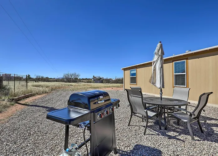 Desert Escape Off I-10 W/ Over 1 Enclosed Acre!