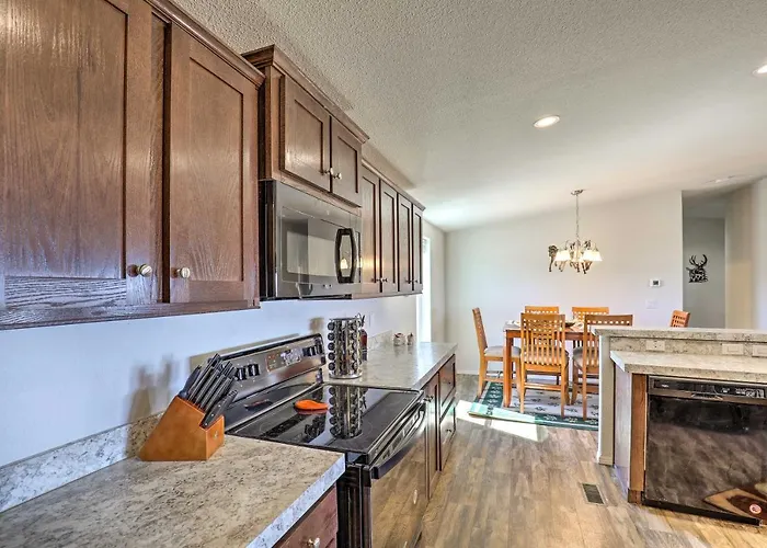 Casa vacanze Desert Escape Off I-10 W/ Over 1 Enclosed Acre!