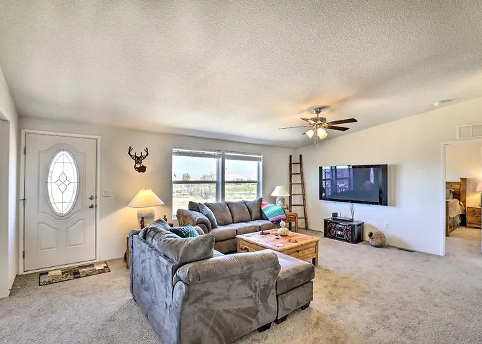 Desert Escape Off I-10 W/ Over 1 Enclosed Acre! Casa vacanze