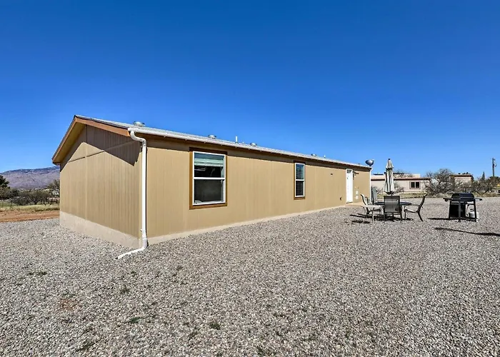 Desert Escape Off I-10 W/ Over 1 Enclosed Acre! Casa vacanze