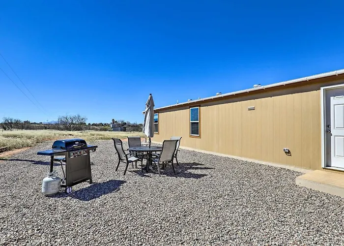 Desert Escape Off I-10 W/ Over 1 Enclosed Acre! Casa vacanze Mescal