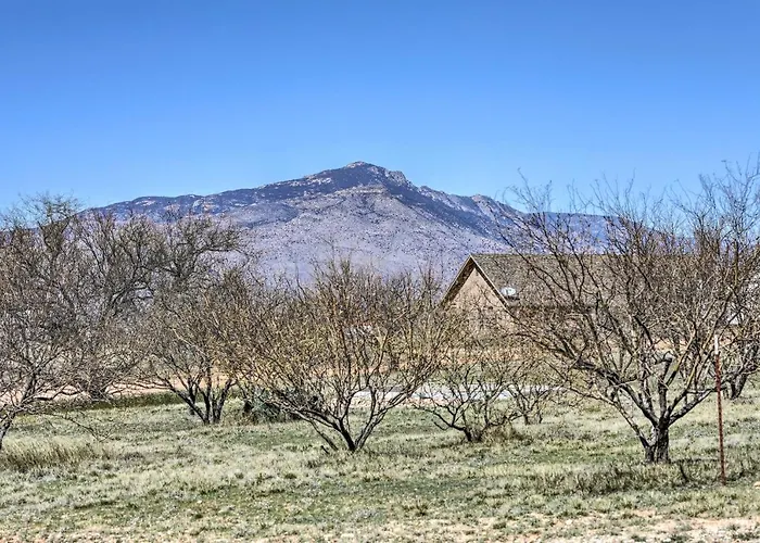 Desert Escape Off I-10 W/ Over 1 Enclosed Acre! Casa vacanze Mescal
